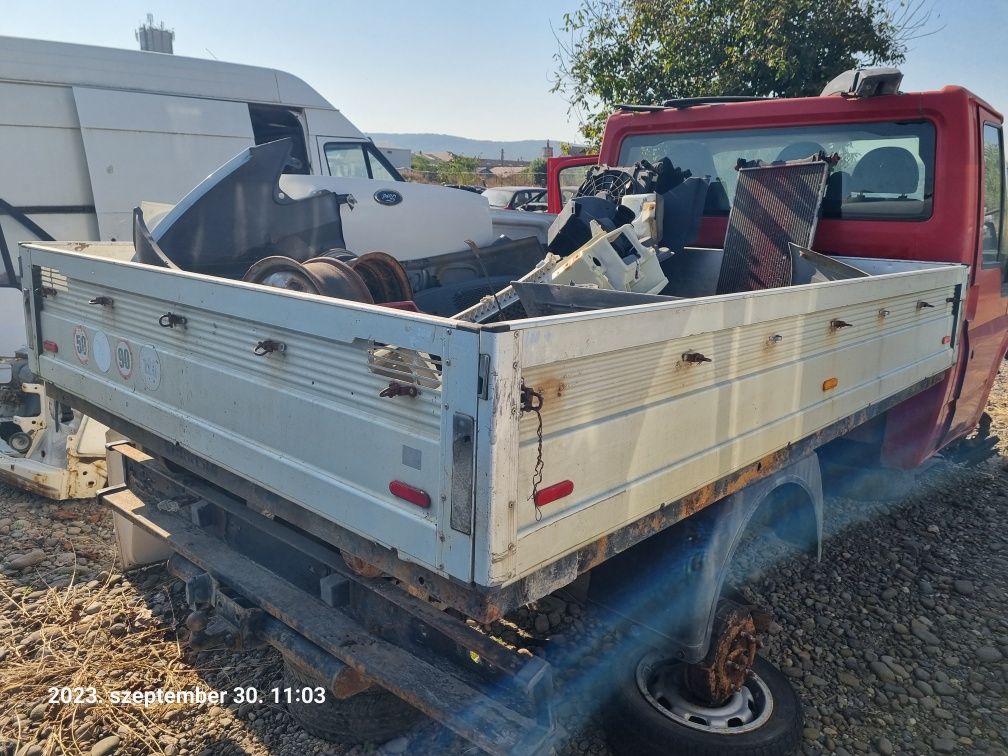 Lada bena Mercedes Sprinter Ford Transit