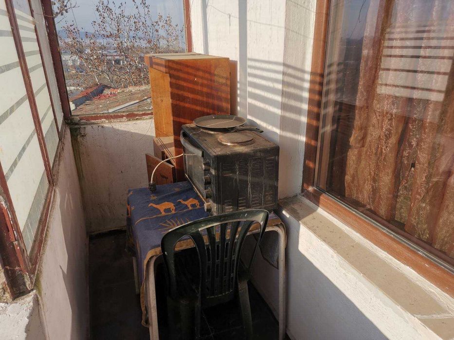 Дава се под наем Двустаен апартамент в Бургас, Възраждане - 60 кв.м за 102 € - Снимка #5