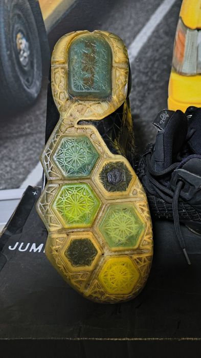 Найк Джордан 44 номер обувани 2 пъти