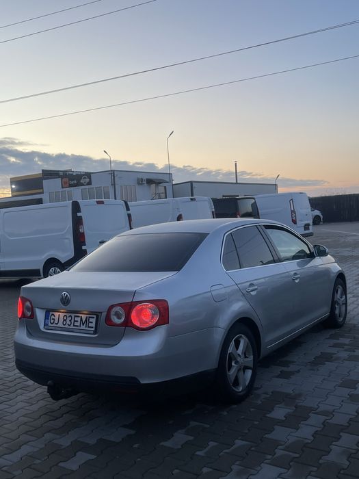 Vând  jetta 2.0 Diesel