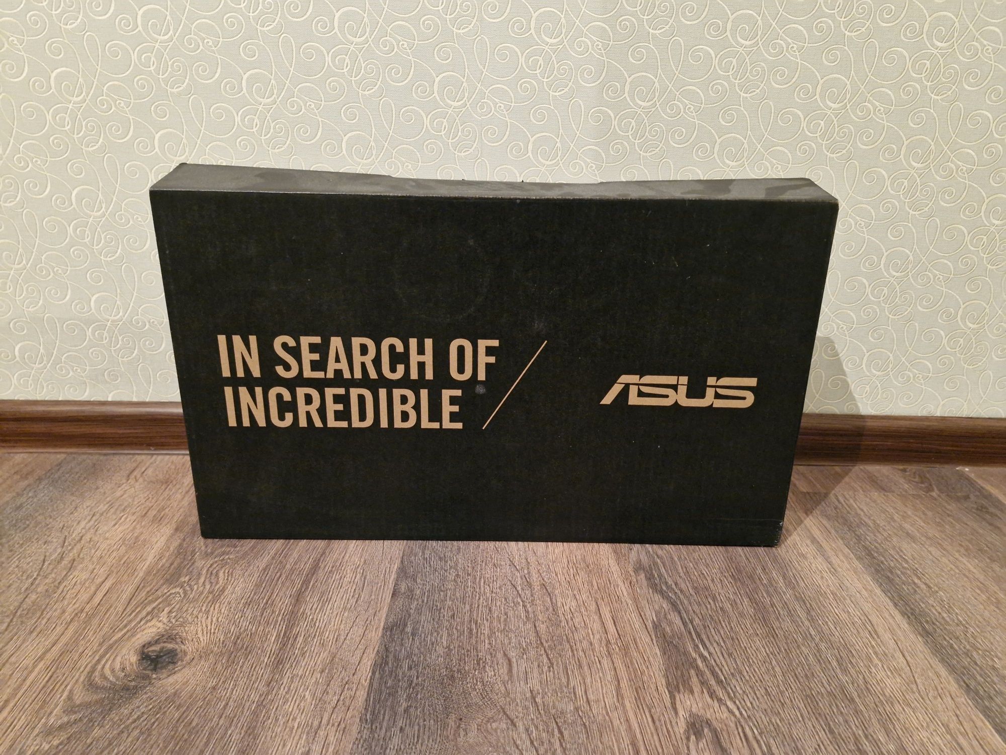 Продам коробку от ноутбука Asus