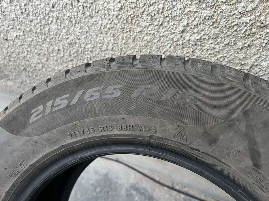 Зимни гуми Pireli 215/65/16