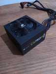 Продавам Захранване corsair 750w..