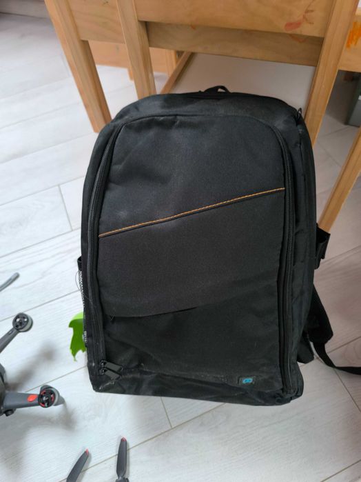 Състезателен и спортен дрон DJ FPV Combo