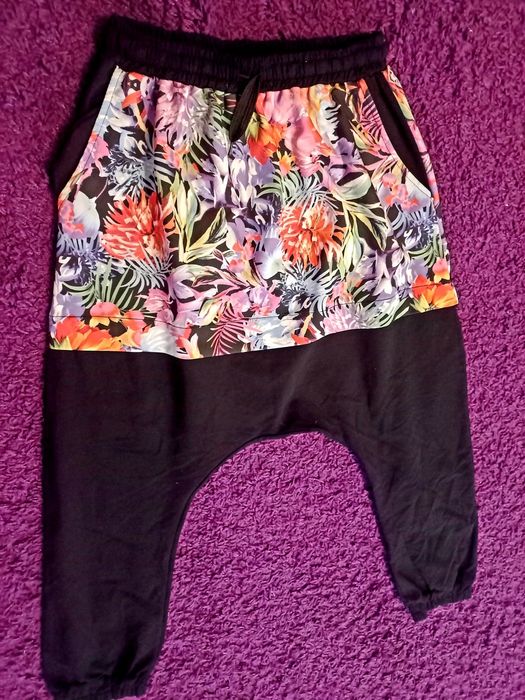 Pantaloni Unisex cu tur Marimea M