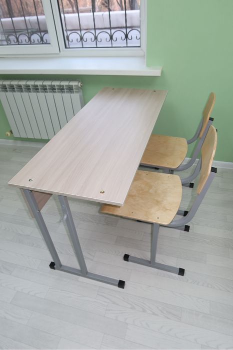 Продаю парты и стулья, учительские столы и шкафы