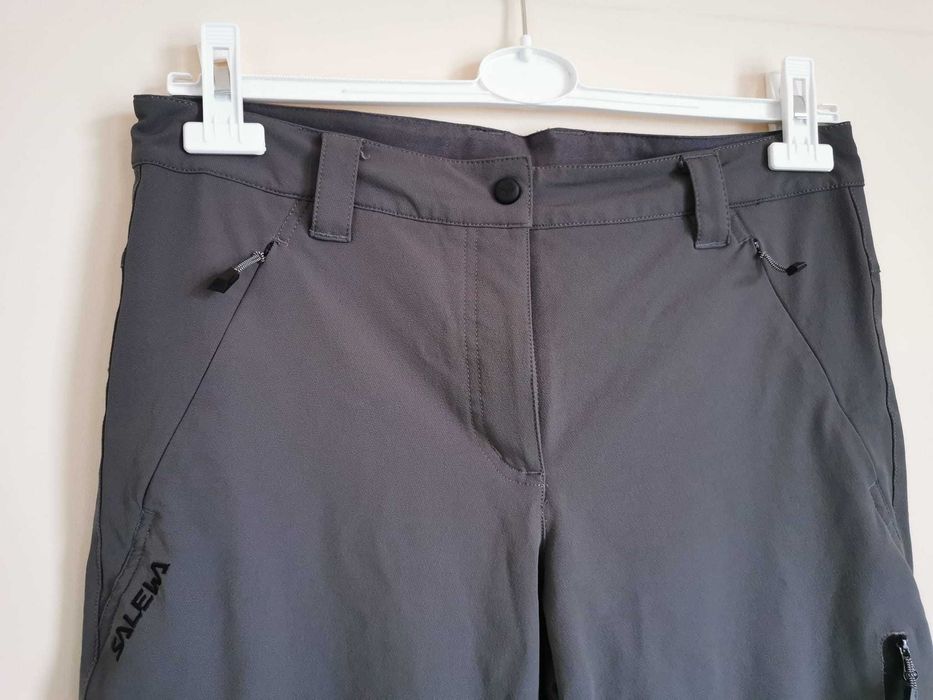 Pantaloni Salewa softshell L si tricou Nike Running S