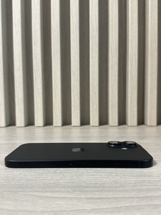 iPhone 16,Baterie 100%,exact ca NOU,Neverlocked,128GB,Black,GARANTIE!