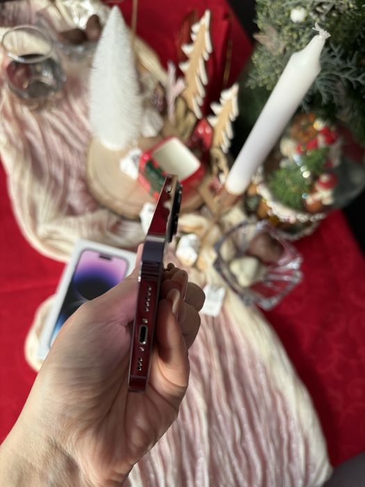 Vand Iphone 14 Pro Purple 256 GB-2.100 lei usor negociabil