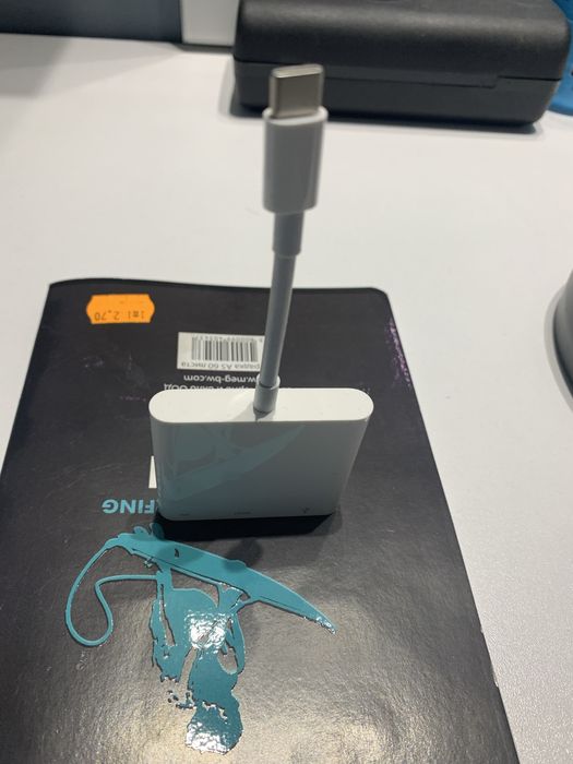 Apple USB-C Digital AV Multiport Adapter (A2119)