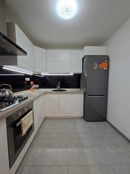 4х ком. квартира в кирпичном доме со всеми удобствами по ул.Гагарина