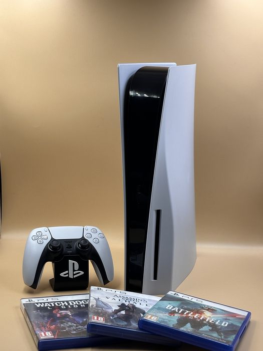 Playstation 5 + pachet 3 jocuri fizice (2 Interfate de schimb) etc