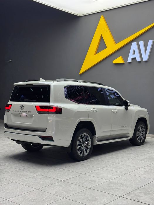 Продается Toyota LC300 3.5