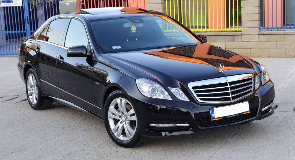 Mercedes E220 Avangarde 7G-Tronic