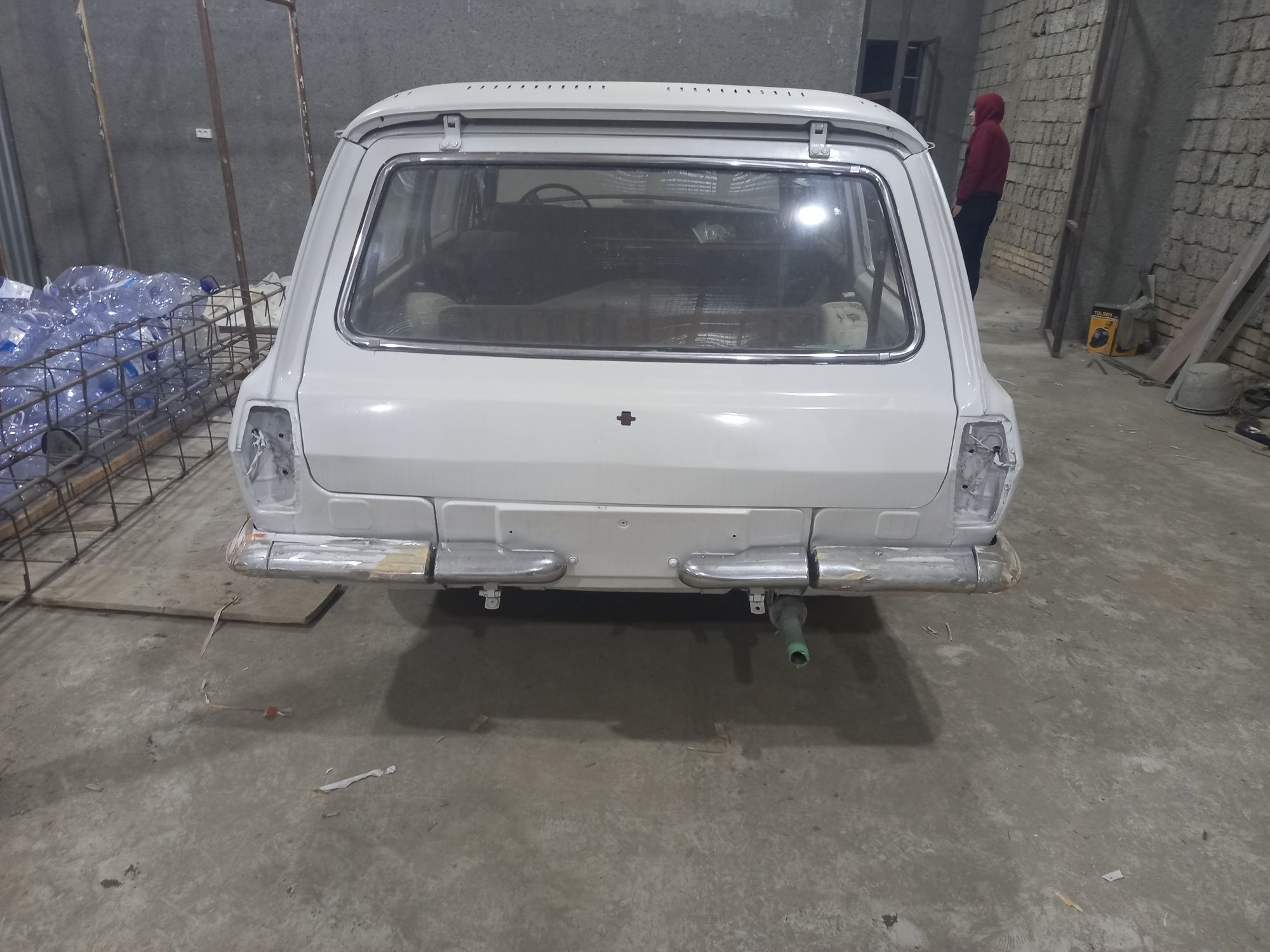 2402 Volga universal metan