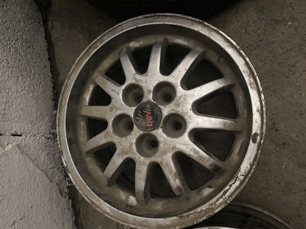 Продаются диски с шинами 185/65 R14