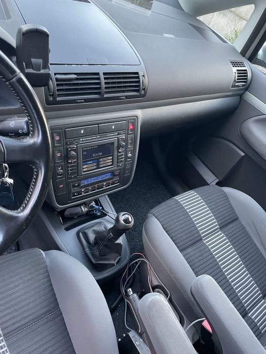 VW Sharan United 2009 Blue Motion