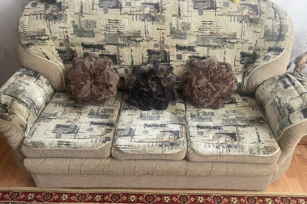 Раскладываемый средний Диван