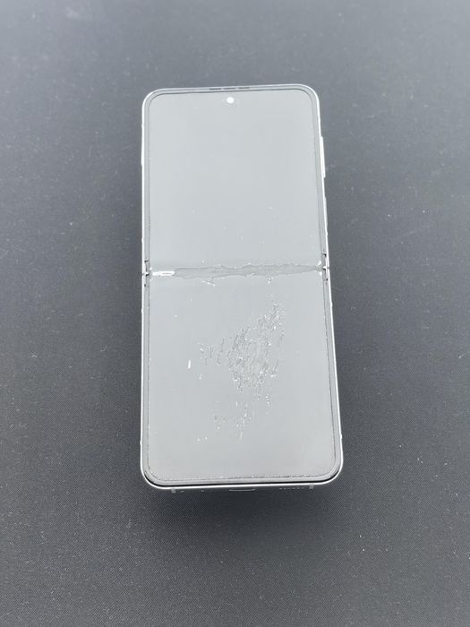 Samsung Galaxy Z Flip5 512 GB-beu419