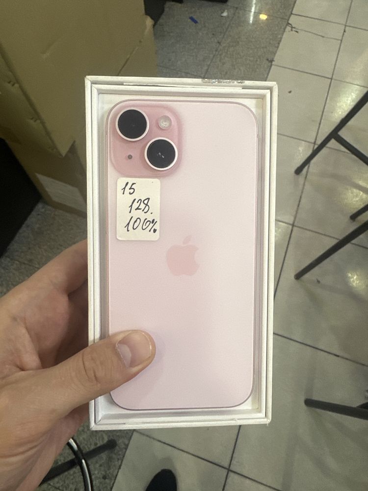 iPhone 15 128 идеал как новый розовый