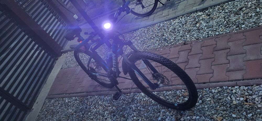Vând bicicleta 27.5