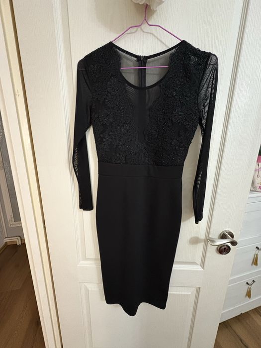 Roxhie neagra de seara