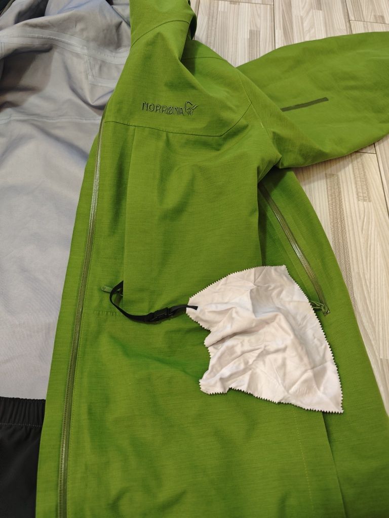 Norrona roldal gore-tex