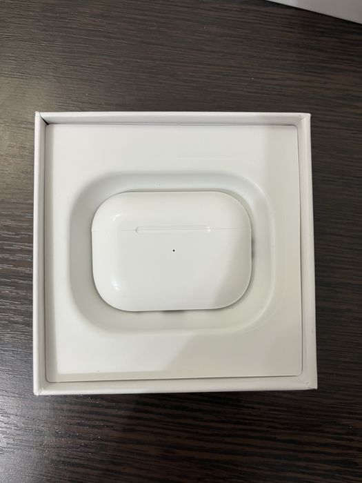 под оригиналный AirPods