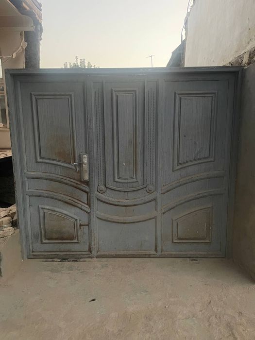 Darvaza boʻyi 2.25 ga eni 2.30