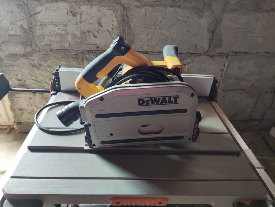 Vand fierastrau DeWalt DWS 520QS