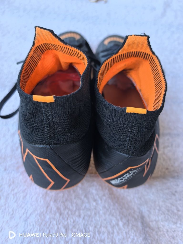 Професионални бутонки nike висок клас номер 40.5 стелка 25. 5см