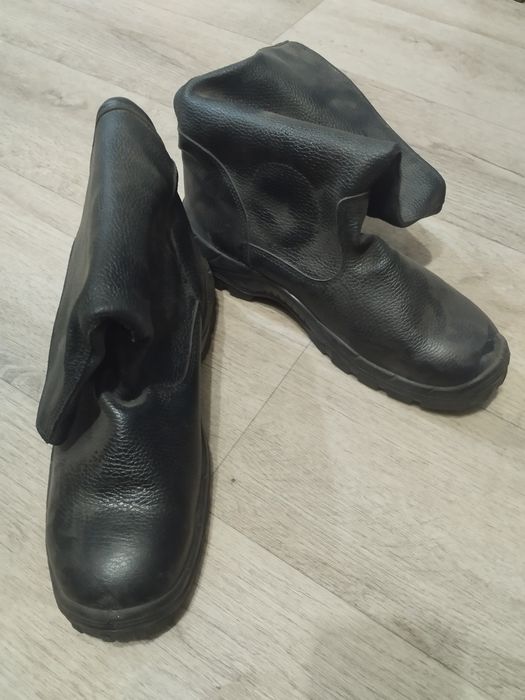 сапоги кирзовые 44 р.р.