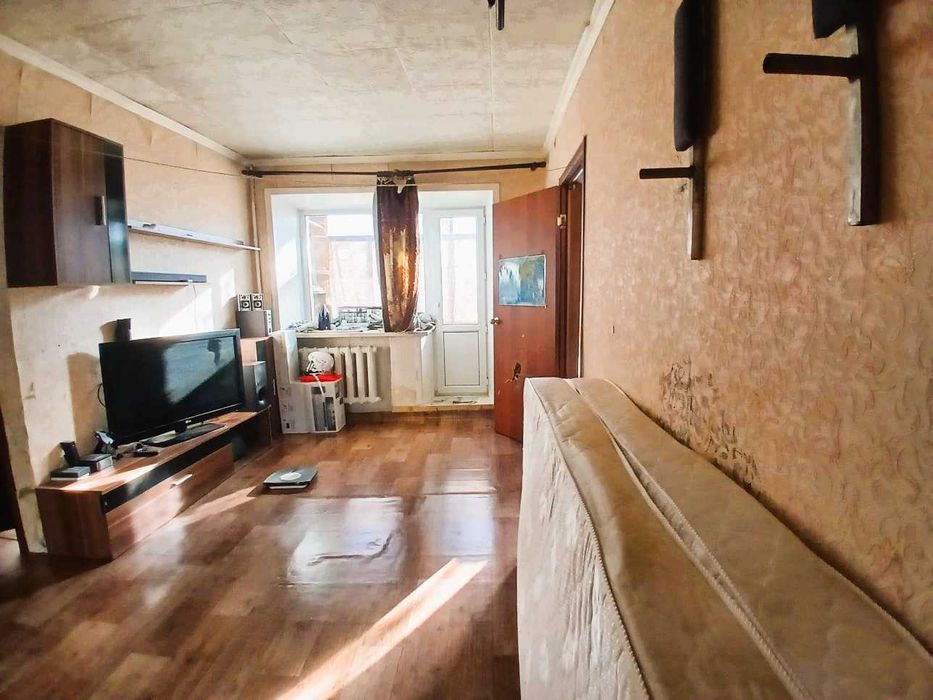 Продам 2-ком квартиру рядом с драматическим театром им.Станиславского!