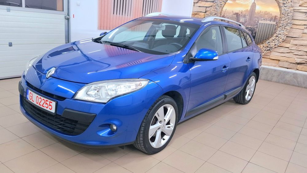 Renault Megane 3 benzina 1.6i-16v , stare foarte buna
