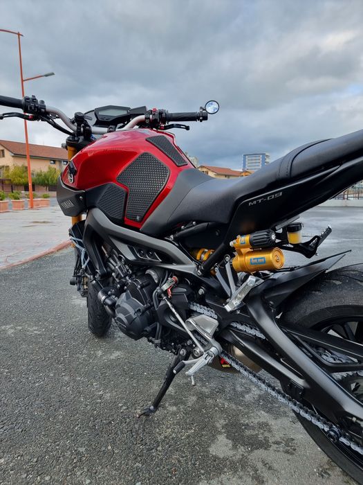 Yamaha MT09 2016 RN29A  [ Ohlins Akrapovic Woolich Race Tools ]