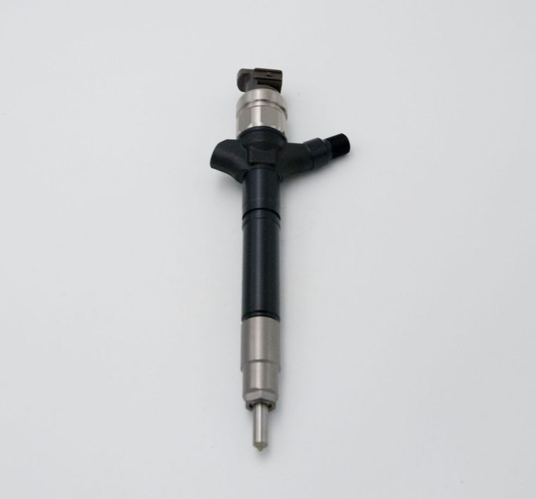 injector compatibil denso 095000-5800