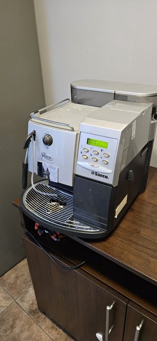 Expresor saeco royal capucino in stare buna