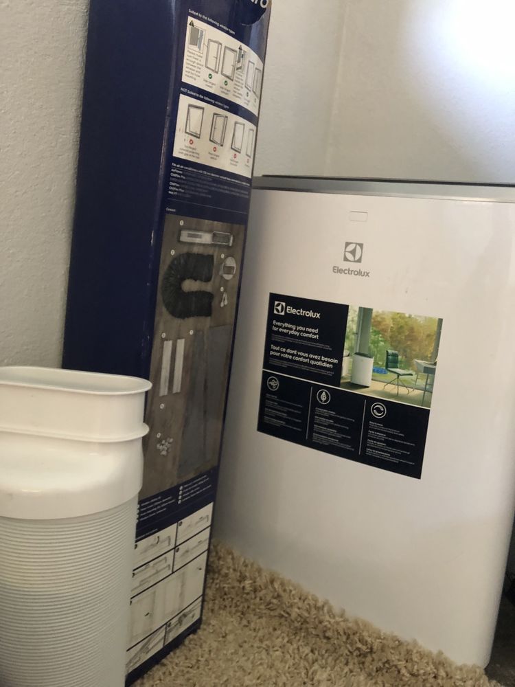 Aparat aer condiționat mobil Electrolux EXP34U338HW.