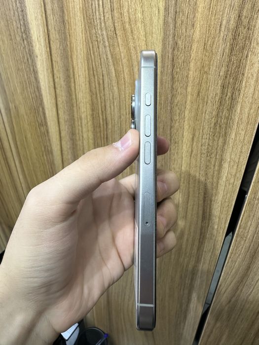 iphone 16 pro natural 256 gb 100% 59 sikl