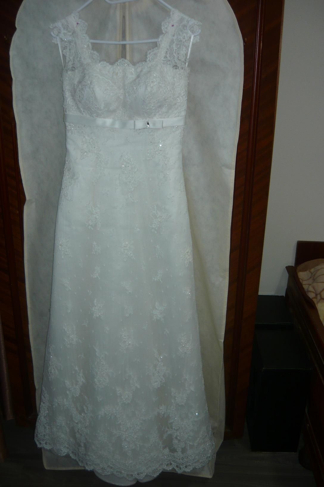 Rochie de mireasă(Voal cadou)