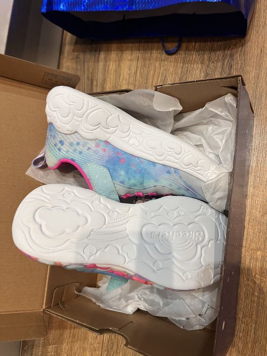 Детски маратонки Skechers ETERNAL HEART LIGHTS 35 номер