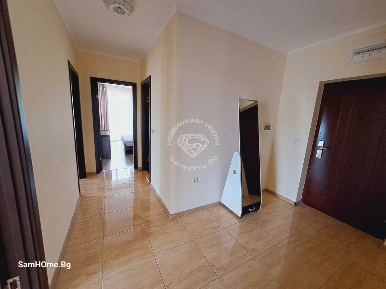 Продава се Четиристаен апартамент в с. Шкорпиловци, Област Варна - 203 кв.м за 929 €/кв.м - Снимка #11