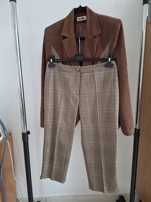 Sacou cu pantaloni trei sferturi