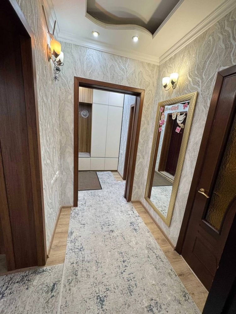 Продам квартиру Ц-13 Лабзак