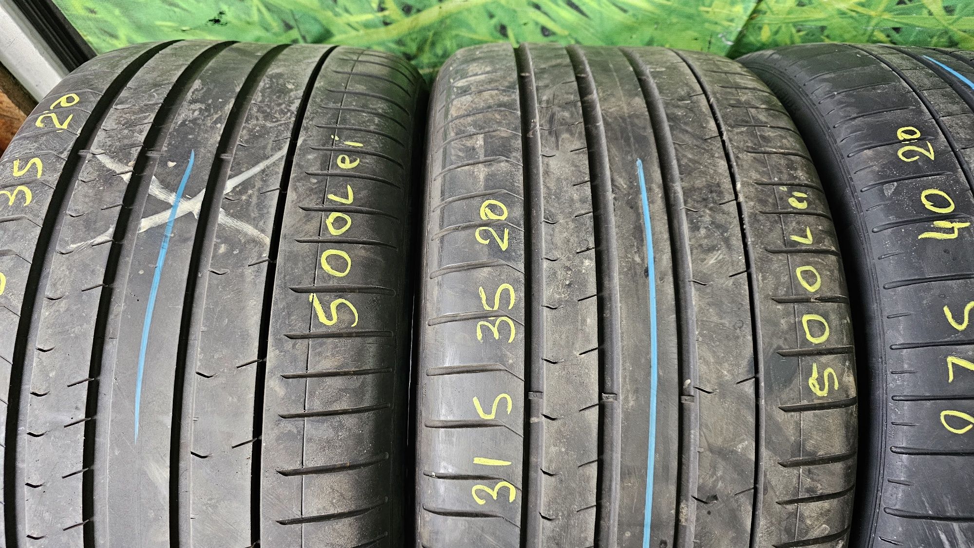 315.35r20 vara 275.40r20 pirelli runflat