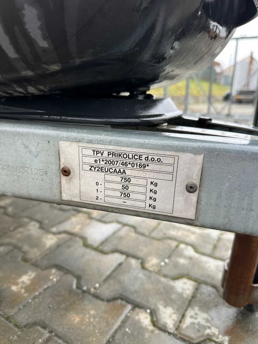 Remorcă 750kg prelată Germania