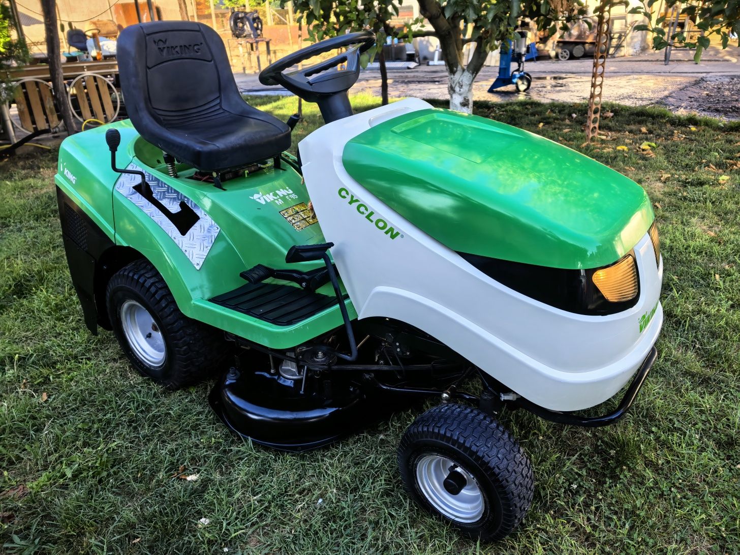 VIKING CYCLON Тракторна косачка Трактор 13,5к.с