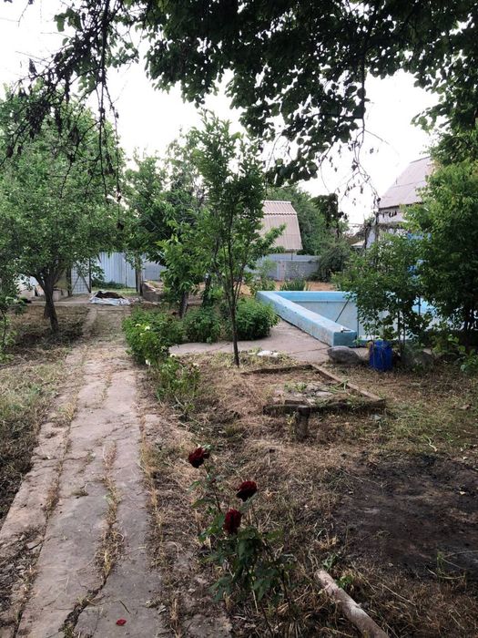 Hovli sotiladi dachniy pasolkada joylashgan