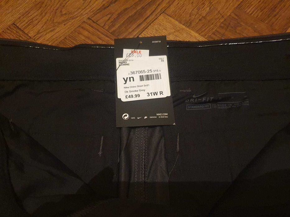 Pantaloni scurti NIKE de golf marime M standard fit