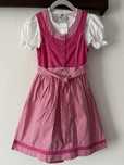 Dirndl - costul traditional Austria